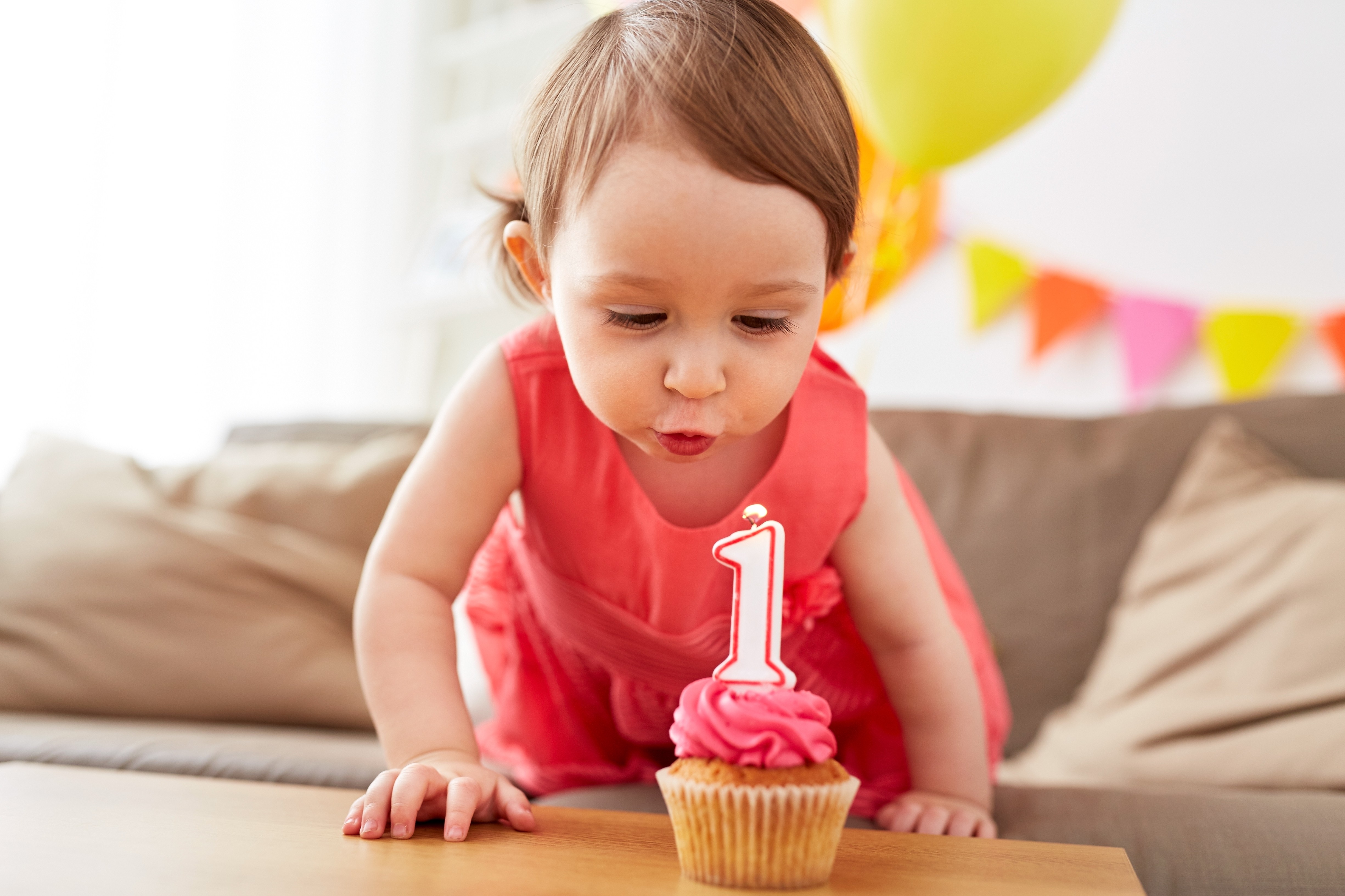 12 Aylık Bebek Gelişimi - Yürüme, Konuşma ve Beslenme